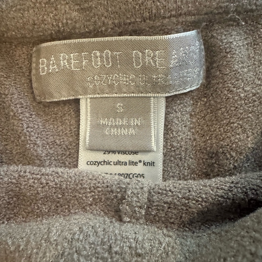 Barefoot Dreams CozyChic Ultra Lite Shorts - Picture 2 of 3